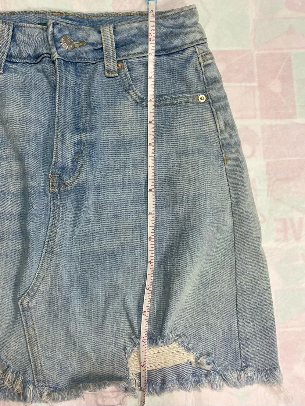 Wild Fable Light Wash Distressed Denim Mini Skirt Raw Hem Size 0